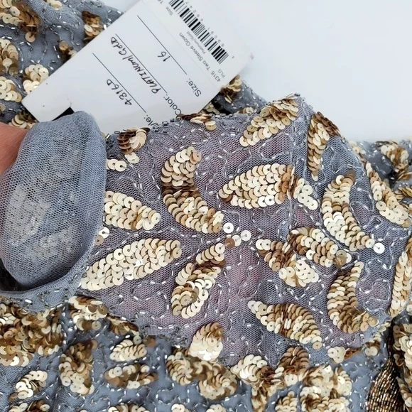 Mac Duggal Long Sleeve Sequin Embellished Gown - Picture 11 of 11